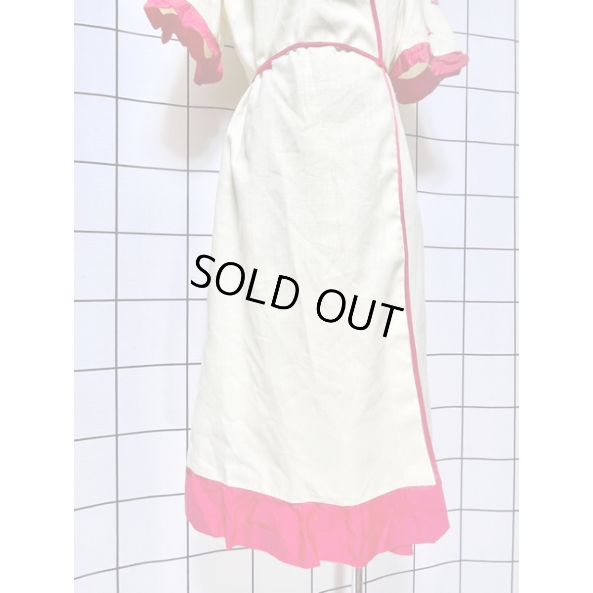 画像12: 花刺繍 フリル レトロ USA古着 ヴィンテージガウン (12)