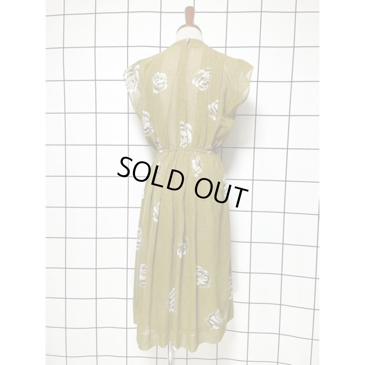 画像5: フレンチスリーブ 花柄 フロントタック 70's ウエストゴム レトロ レディース 昭和レトロ 国産古着 レトロワンピース【V7871】 (5)