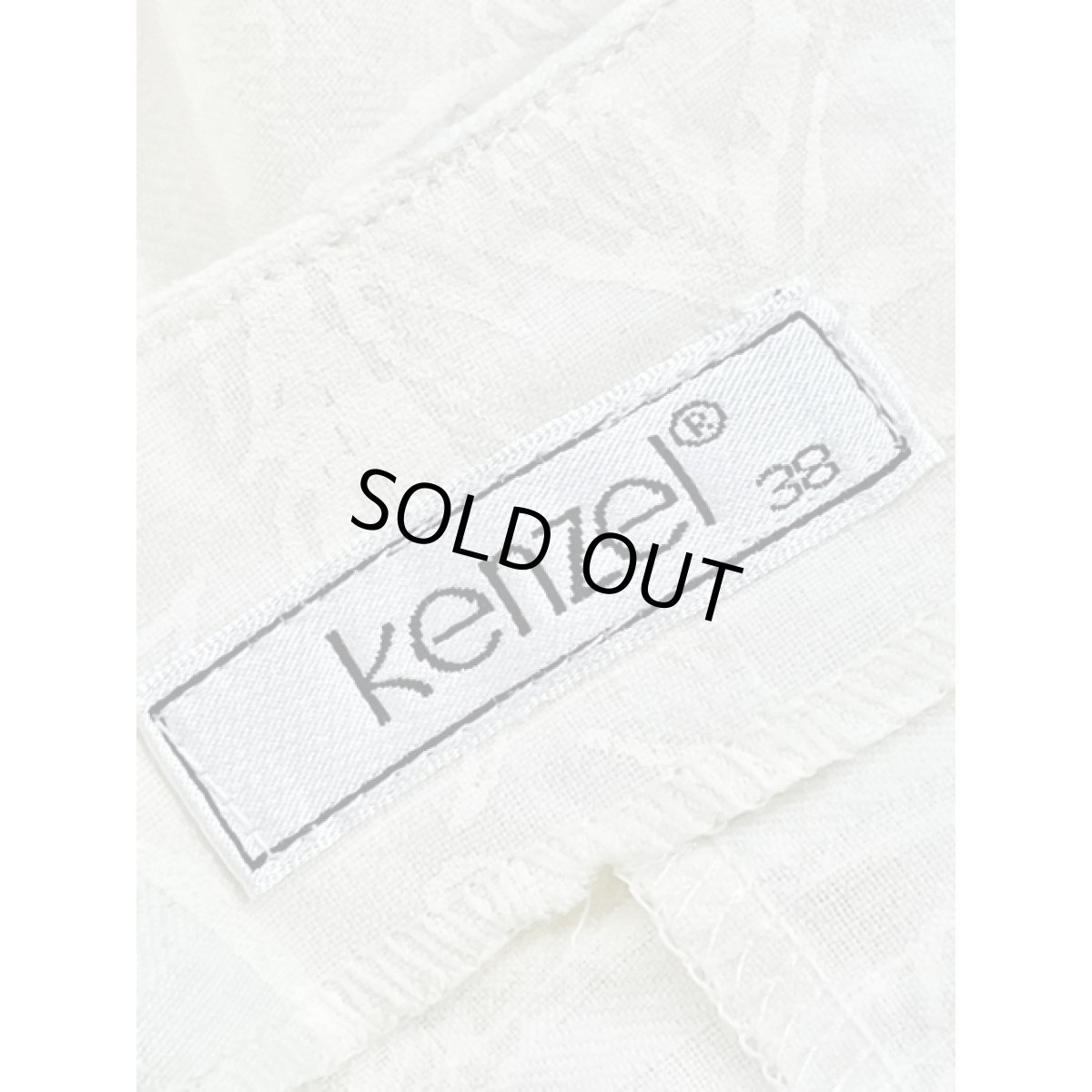 画像15: 濃淡の効いたボタニカル柄 レースデザイン フロントリボン装飾 ヨーロッパ古着 ヴィンテージホワイトブラウス (15)