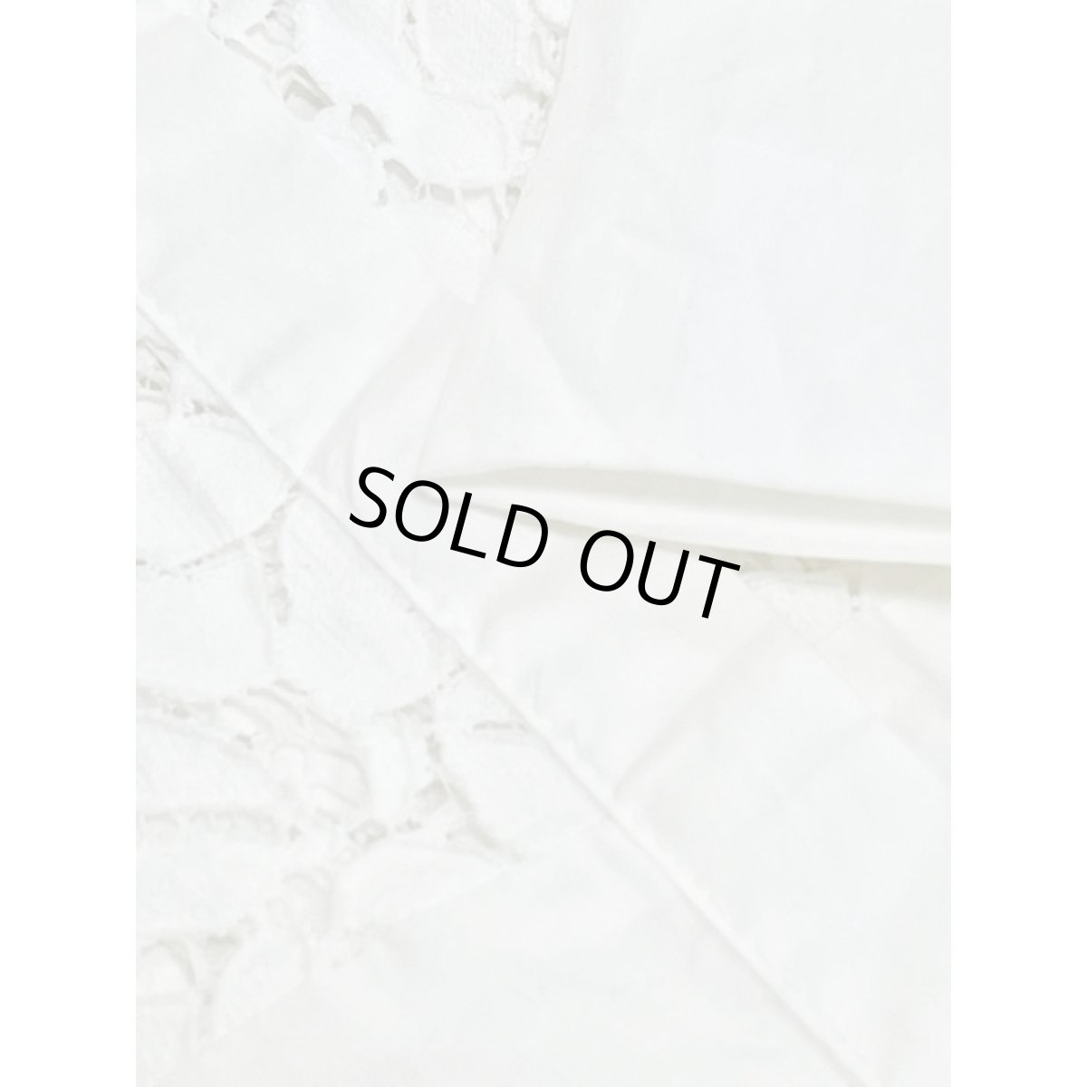 画像12: 透け感 フラワーレース 切り替えし 胸元ポケット付 半袖 ナチュラルガーリー ヨーロッパ古着 ヴィンテージホワイトトップス (12)