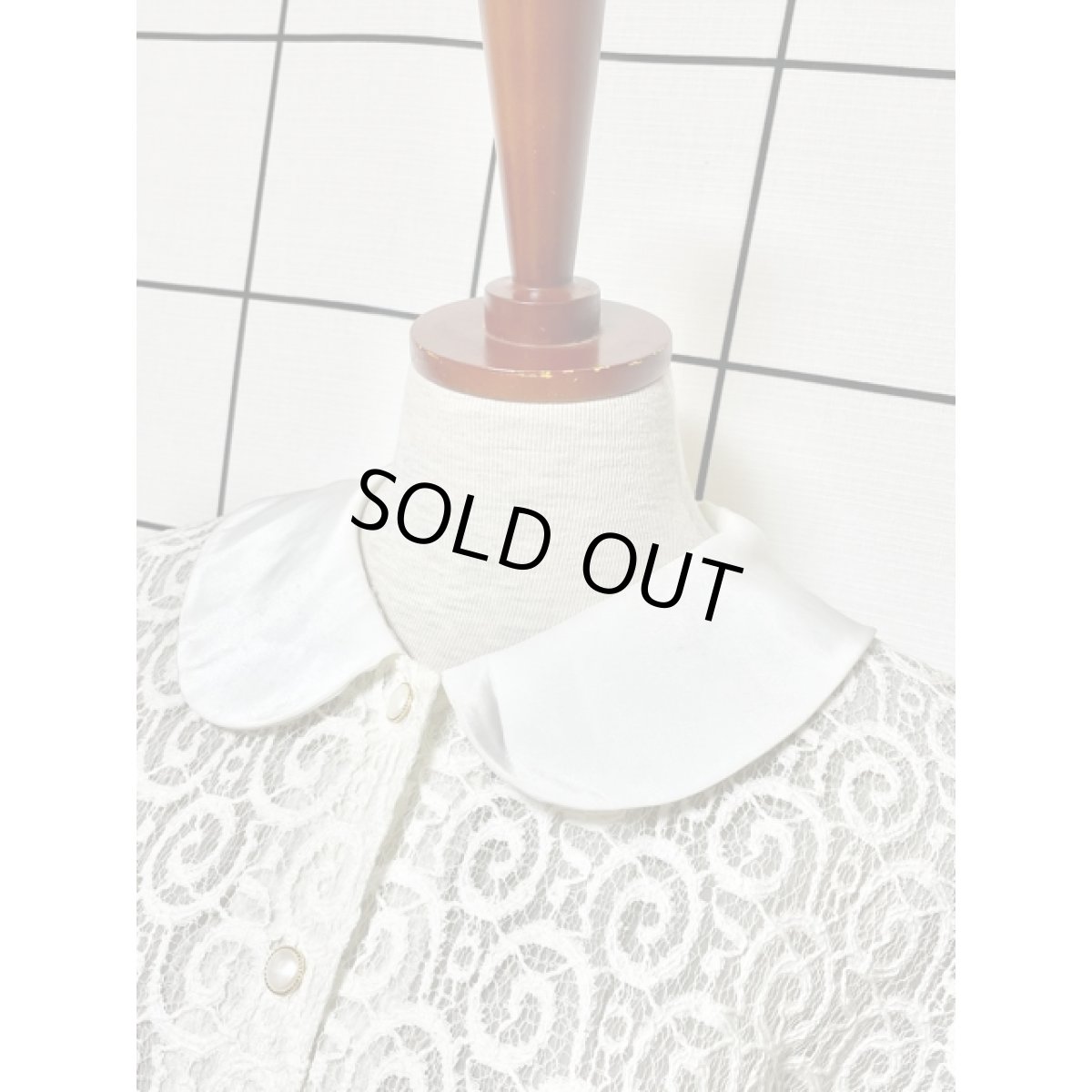 画像6: エレガントなレース切り返しデザイン パール調ボタン 80'sヴィンテージホワイトブラウス (6)