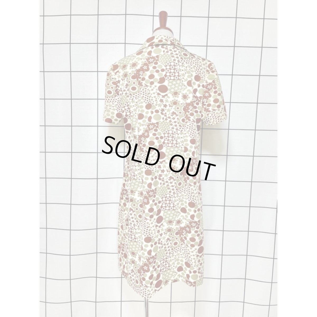 画像5: レトロポップ ドット柄 花柄 半袖 レトロ ヨーロッパ古着 ヴィンテージワンピース (5)