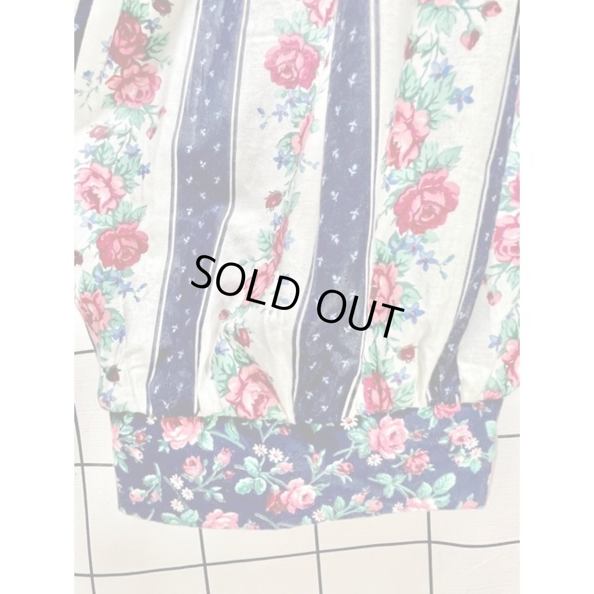 画像14: 大きな襟 リボン装飾 花柄 ストライプ柄 ホワイト ネイビー 半袖 レトロ USA古着 ヴィンテージオールインワン (14)