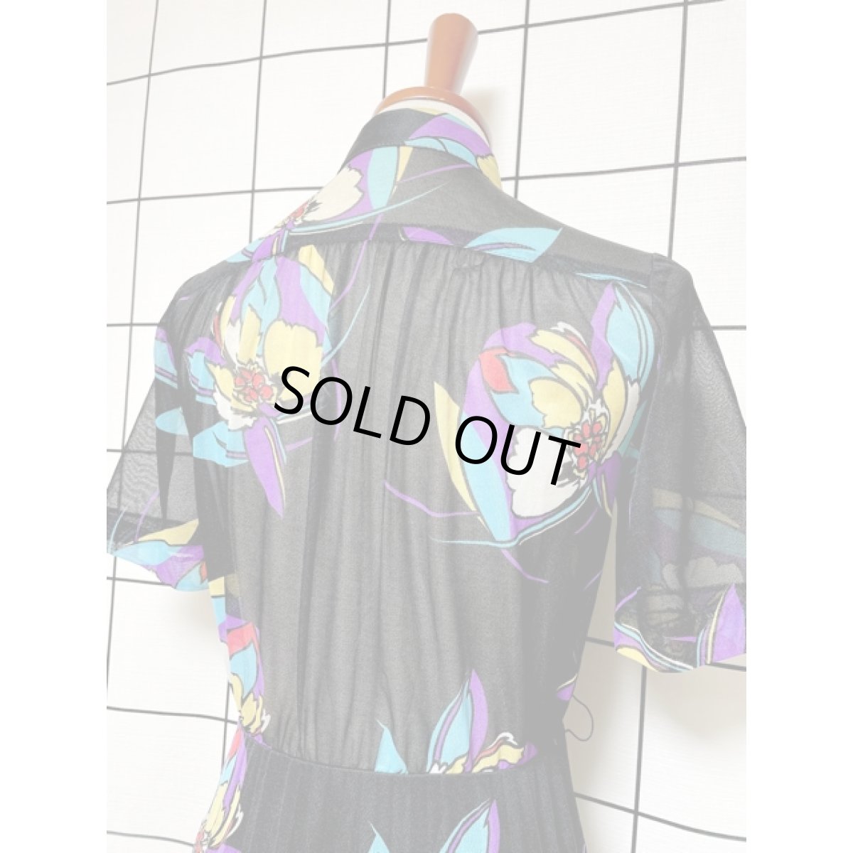 画像6: レナウン 花柄 プリーツ ブラック 半袖 昭和レトロ 国産古着 レトロワンピース 【7898】 (6)