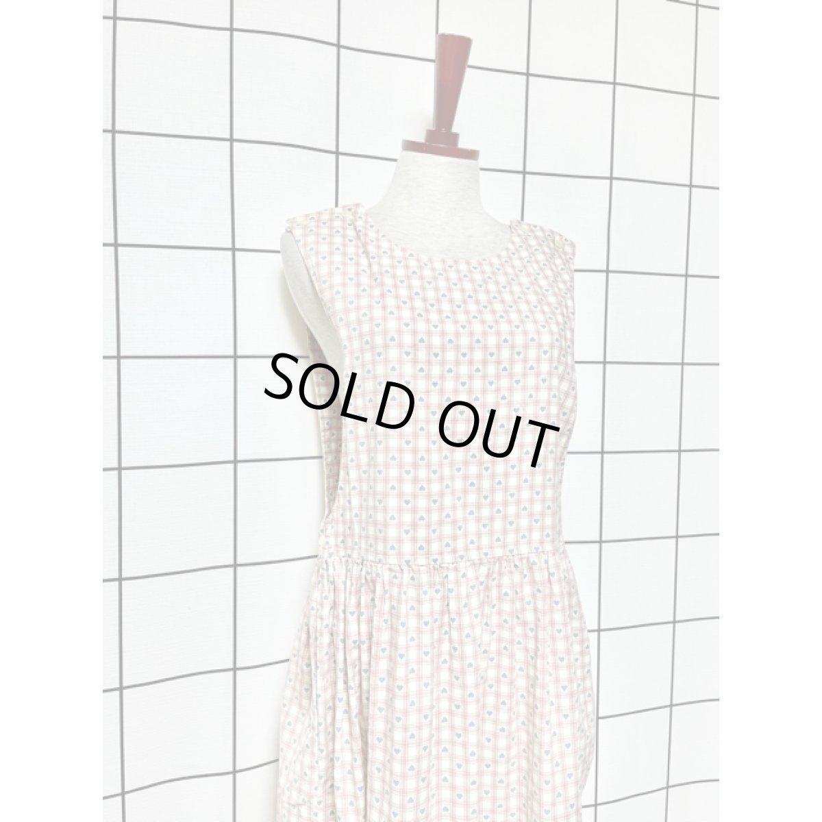 画像6: ハート柄 チェック柄 ノースリーブ レトロ ヨーロッパ古着 ヴィンテージジャンパースカート【7193】 (6)