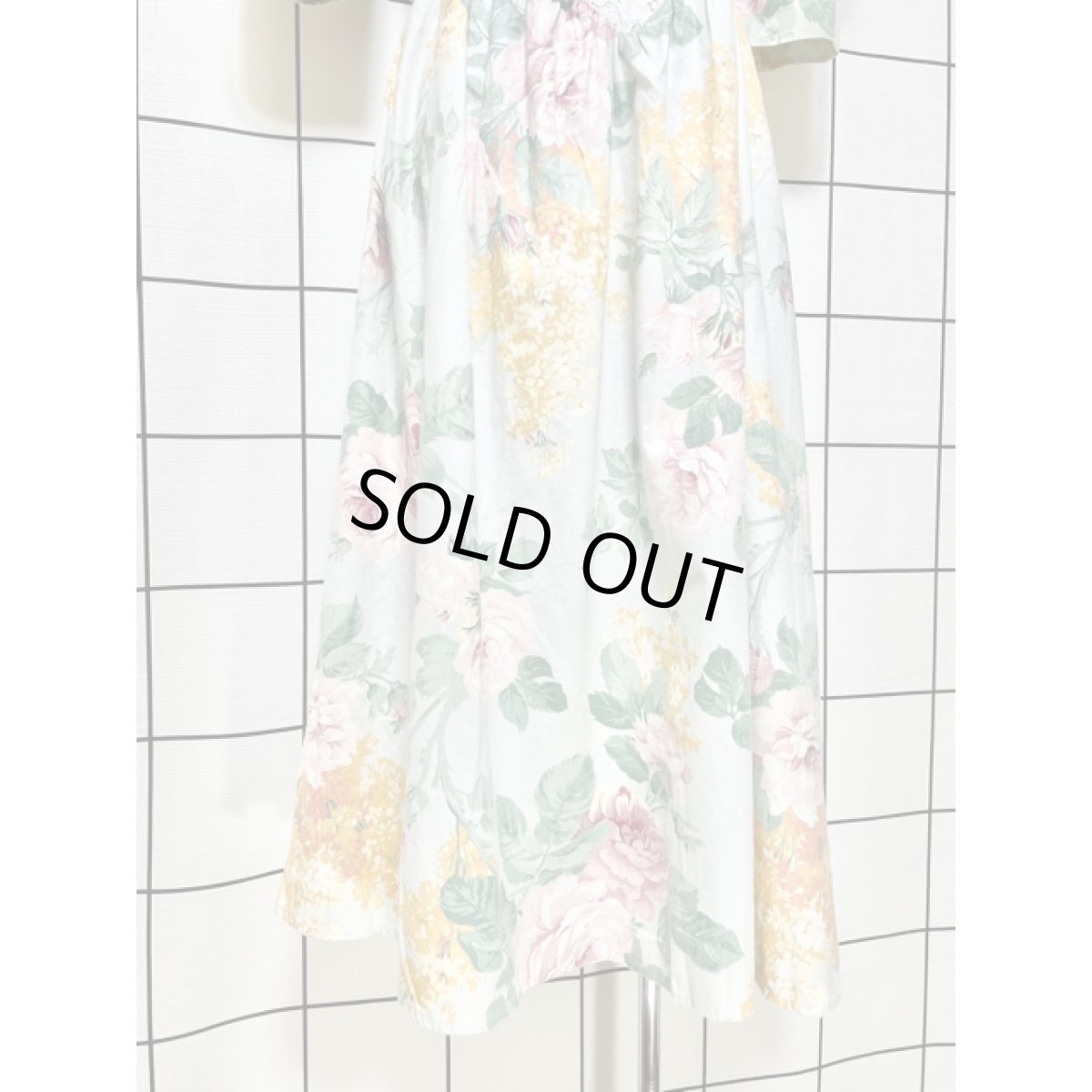 画像12: アンティークフラワー柄 レース装飾 胸元リボンモチーフ グリーン クラシカル ガーリー 半袖 レトロ USA古着 ヴィンテージドレス【5729】 (12)