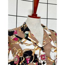 画像3: スカーフ柄プリント 80's 90's ヨーロッパ古着 半袖 シャツ ヴィンテージブラウス【7913】 (3)