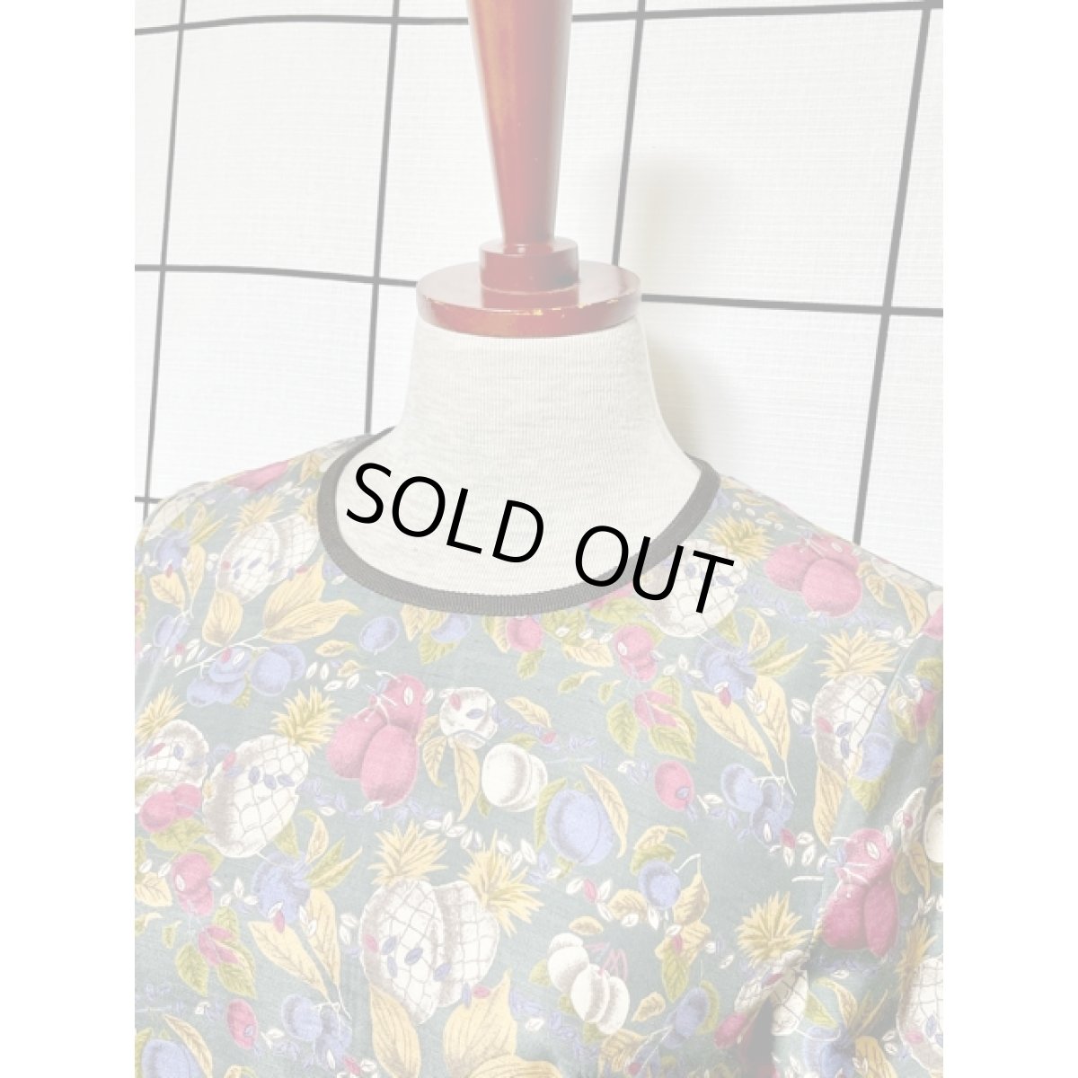 画像8: レナウン 木の実柄 プリーツ 半袖 昭和レトロ 国産古着 レトロワンピース【7920】 (8)