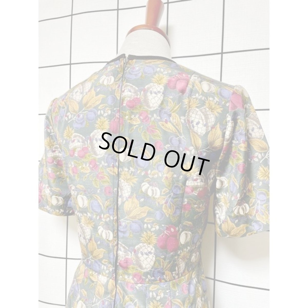 画像6: レナウン 木の実柄 プリーツ 半袖 昭和レトロ 国産古着 レトロワンピース【7920】 (6)