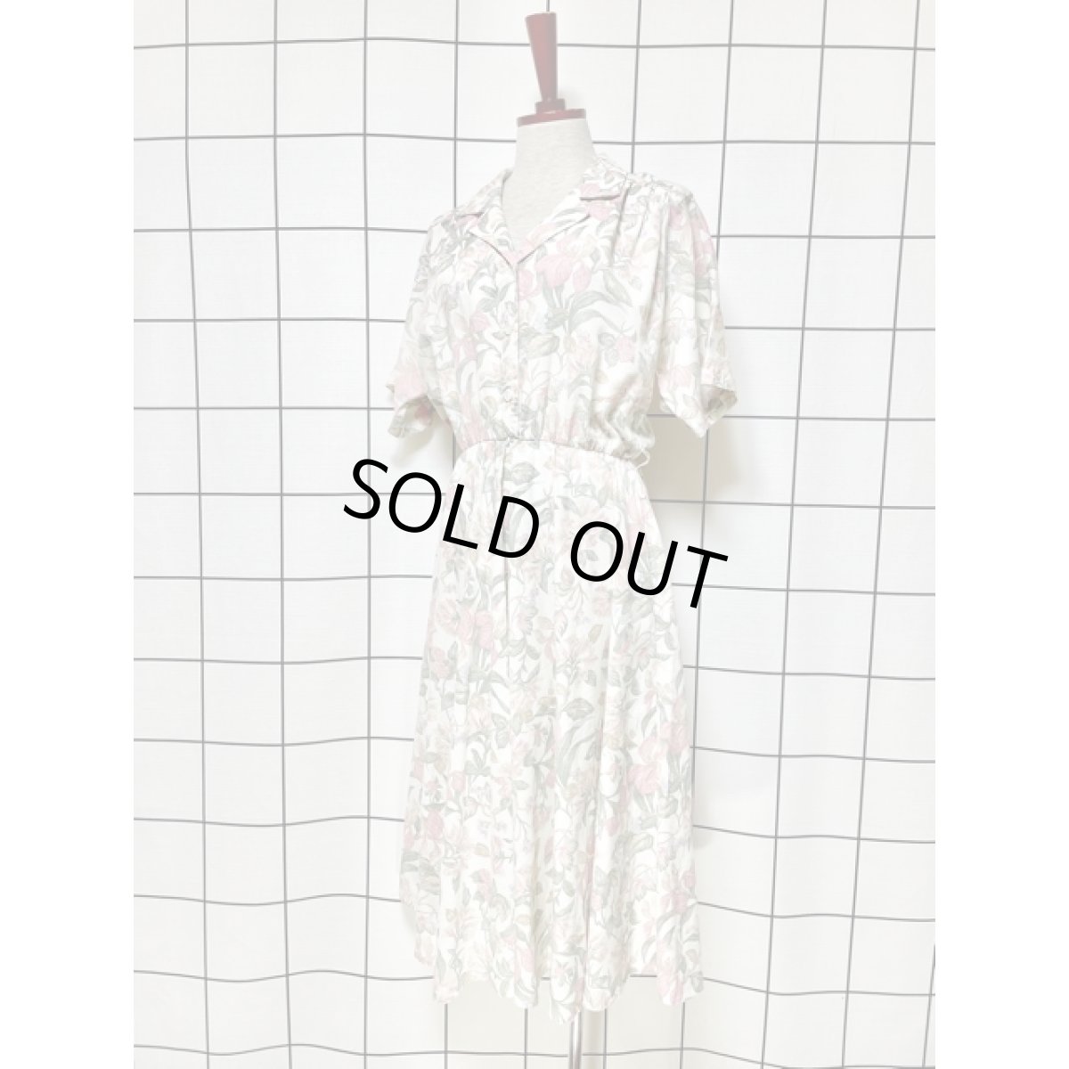 画像2: ボタニカル柄 ウエストゴム クラシカル 半袖 レトロ USA古着 ヴィンテージワンピース【7944】 (2)