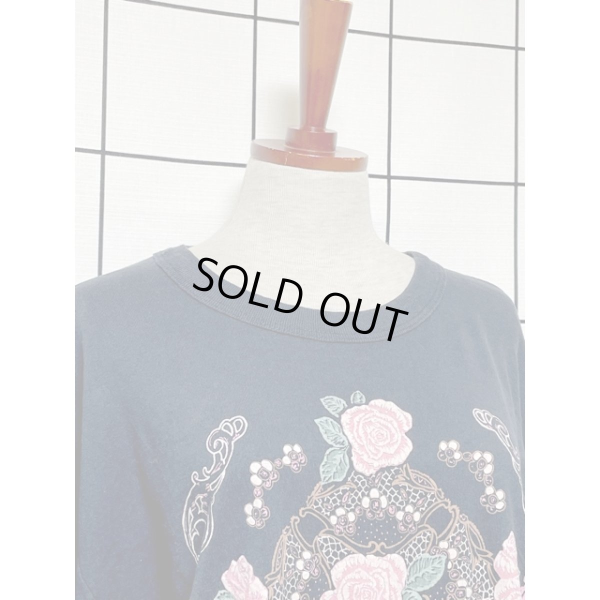 画像3: 花柄 ネイビー ガーリー 半袖 レトロ USA古着 ヴィンテージ Tシャツ (3)