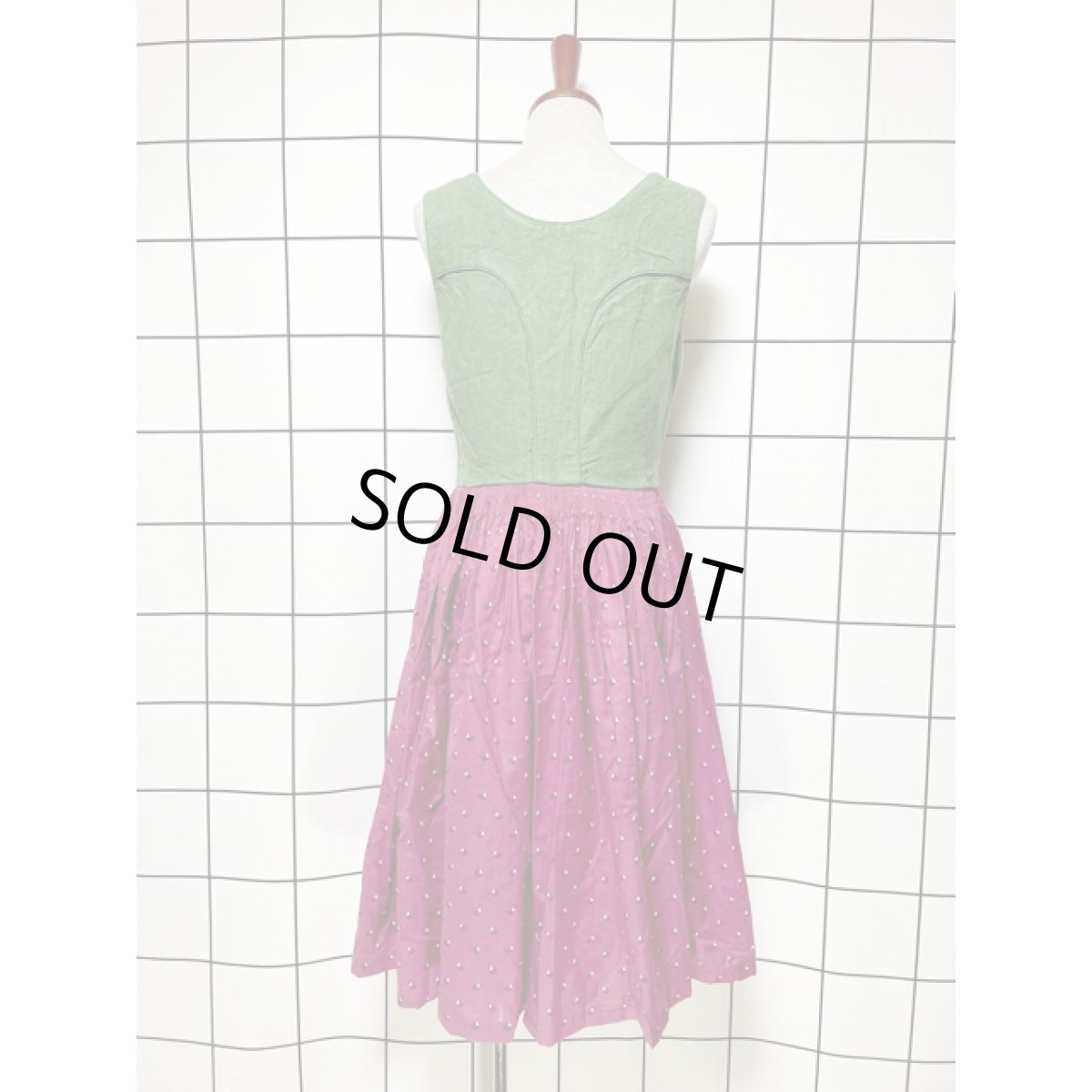 画像5: チロルワンピース 小花柄 切り替えし ドイツ民族衣装 オクトーバーフェスト (5)