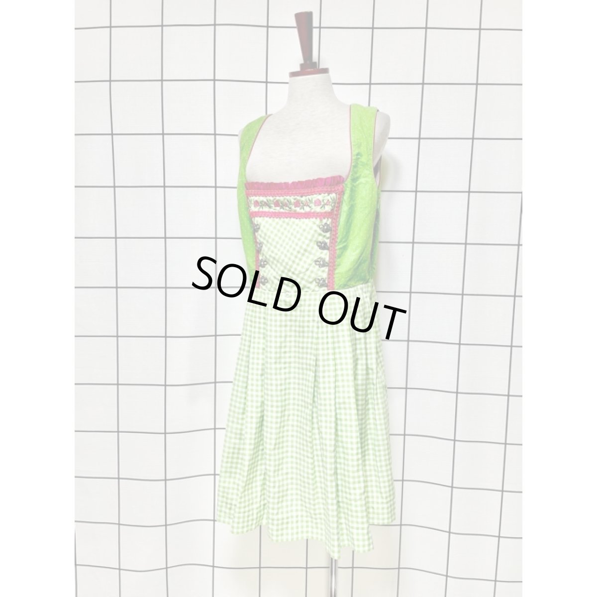 画像2: チロルワンピース チェック ドット 刺繍 ドイツ民族衣装 オクトーバーフェスト (2)