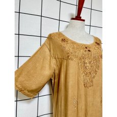 画像4: India ドレス ヴィンテージ刺繍 フォークロア アースカラー リボン レトロ 古着 (4)