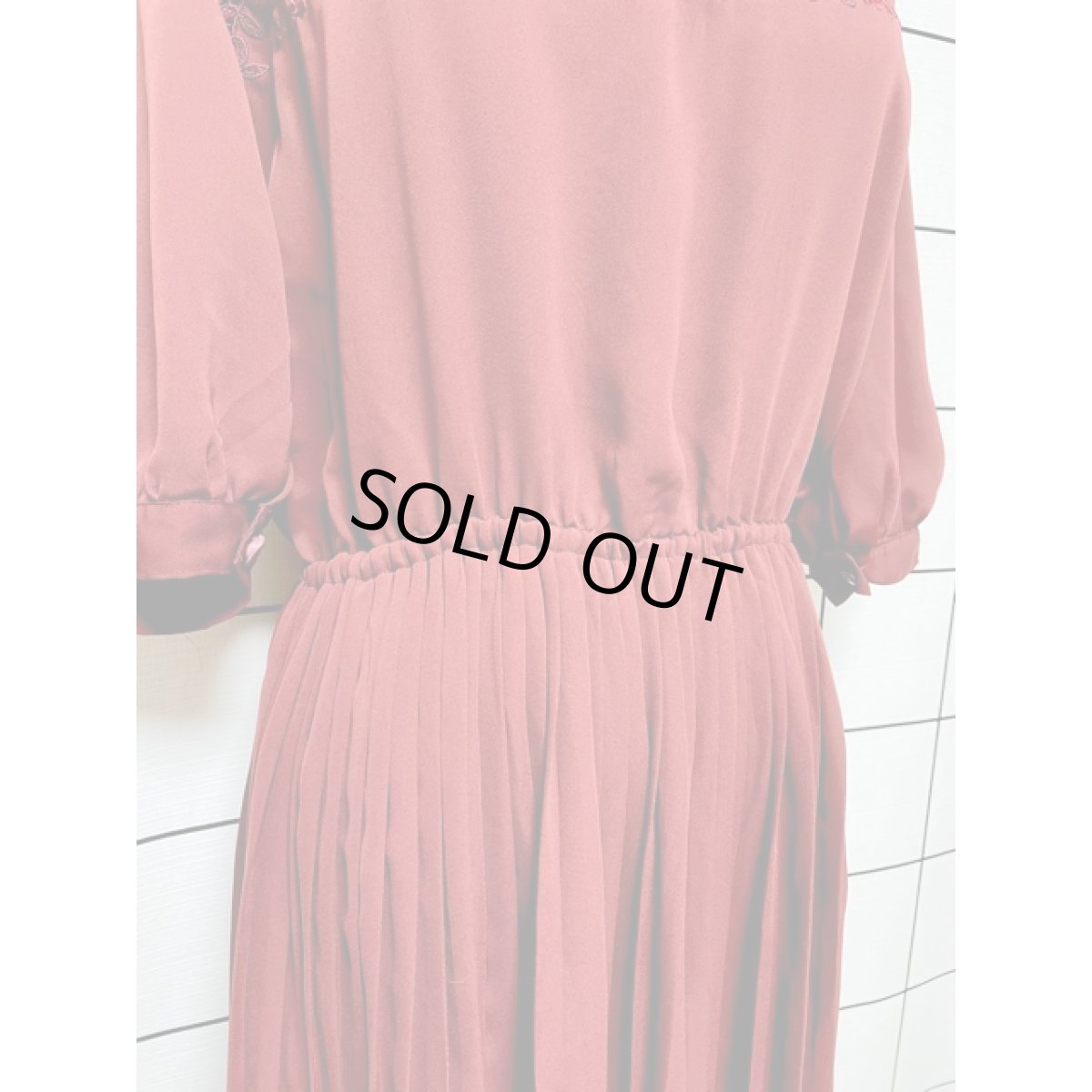 画像9: ヨーロッパ古着 ドレス ヴィンテージ 刺繍 プリーツ ゴム レトロ クラシカル (9)