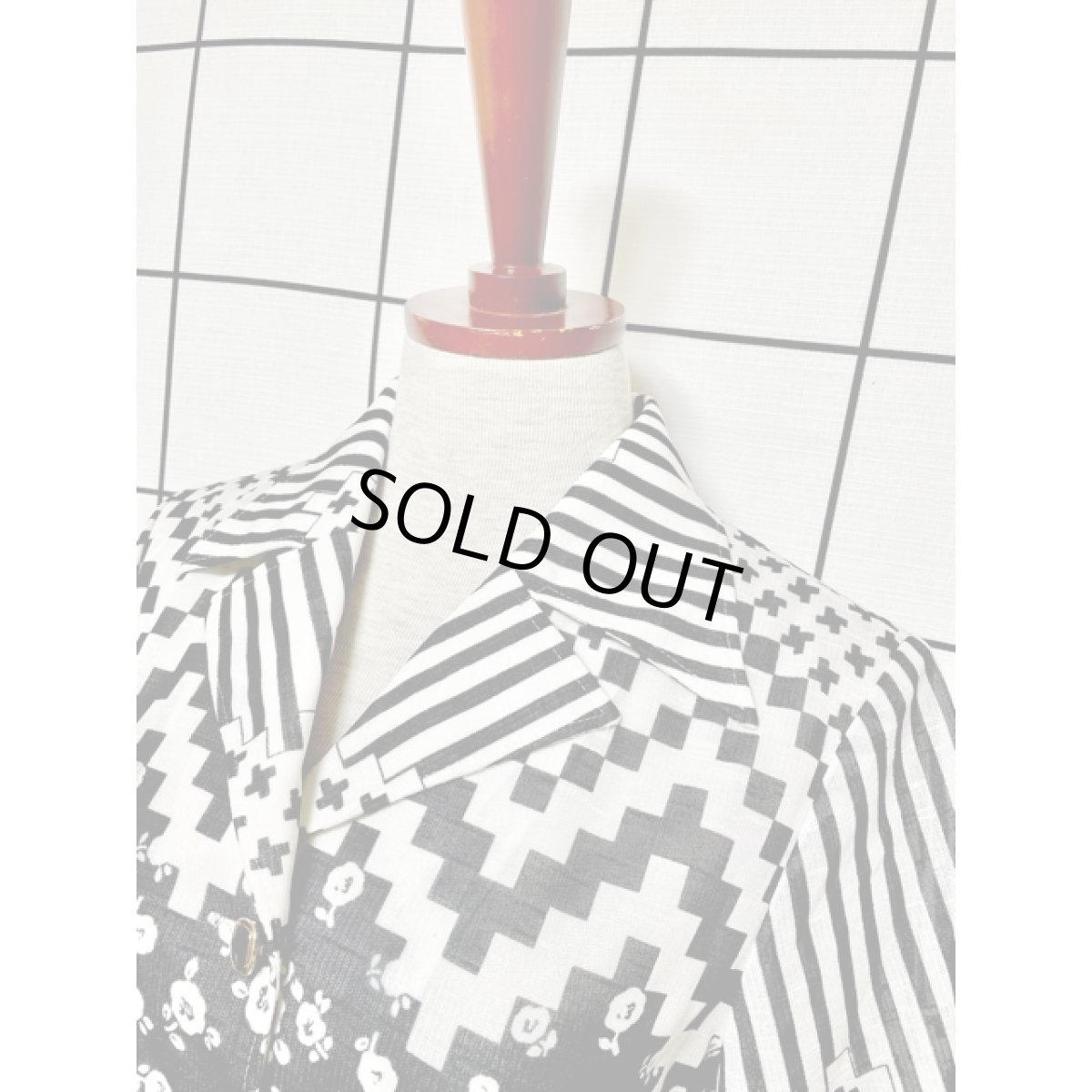 画像6: レトロワンピース 70's バックル付ベルトセット ストライプ 花柄 バイカラー ブラック ホワイト 半袖 古着 (6)