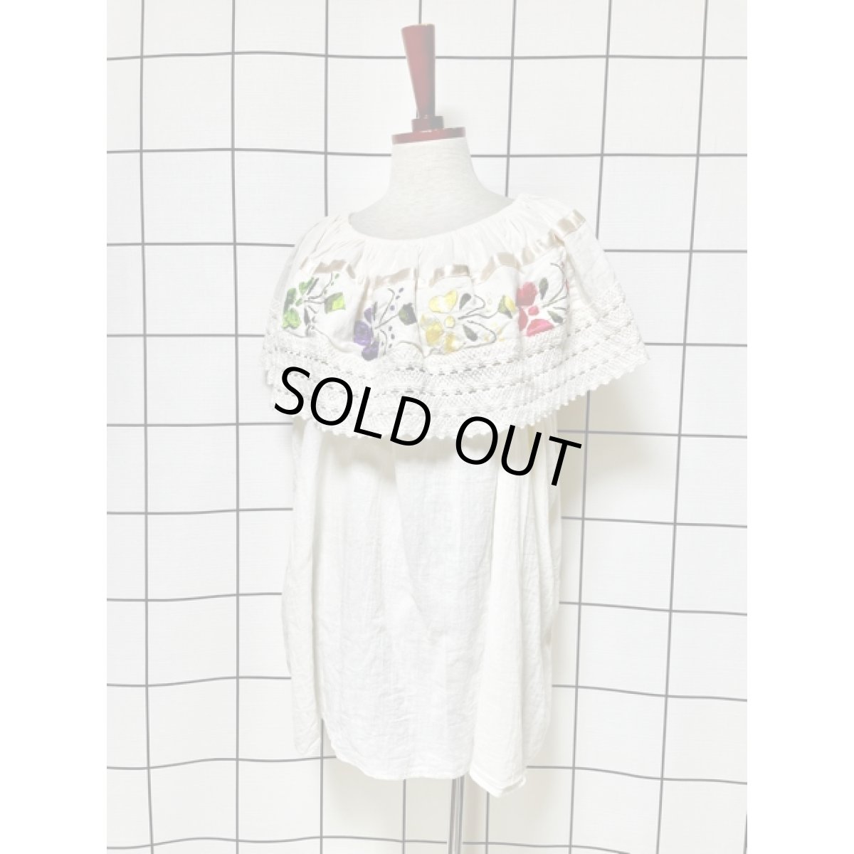 画像2: メキシカン刺繍 レース オフホワイト フォークロア レトロ 古着 メキシコ製ヴィンテージ刺繍ブラウス【7976】 (2)