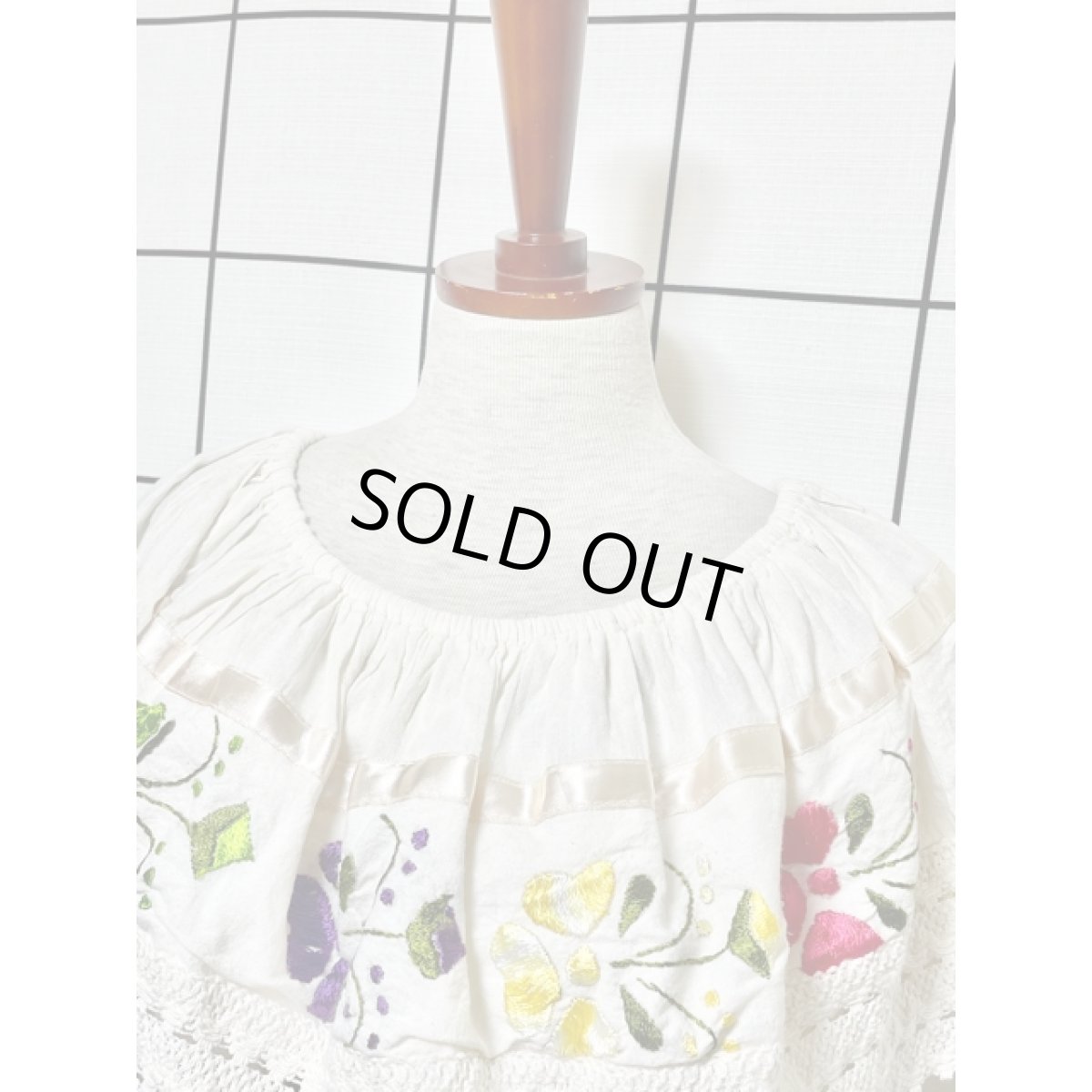 画像7: メキシカン刺繍 レース オフホワイト フォークロア レトロ 古着 メキシコ製ヴィンテージ刺繍ブラウス【7976】 (7)