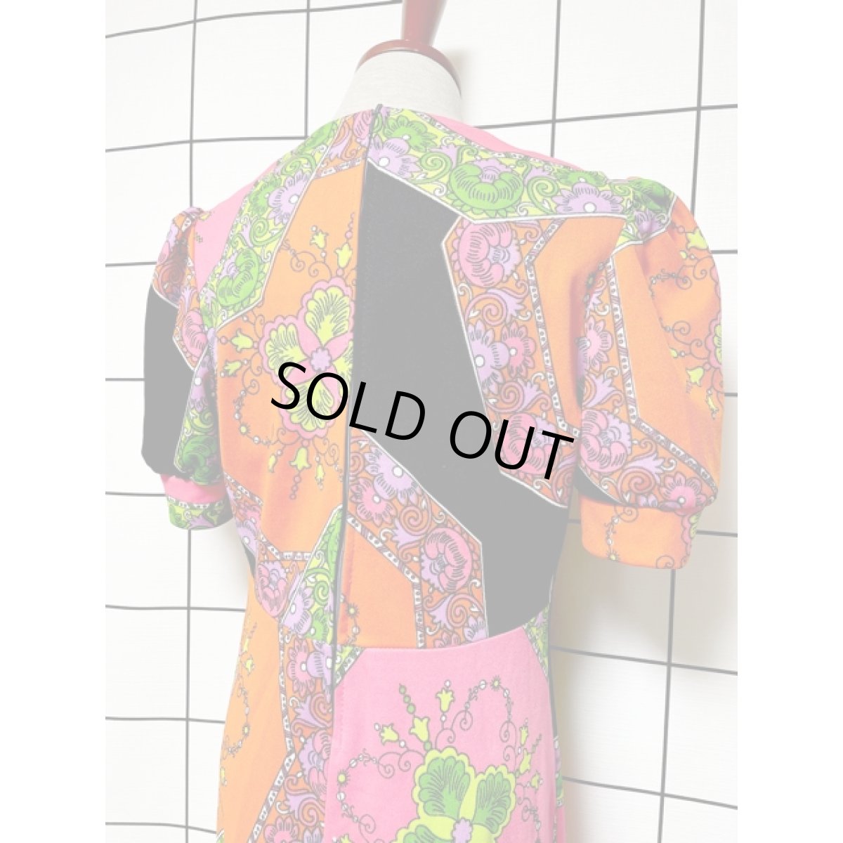 画像6: レトロサイケ 花柄 ロング 半袖  USA古着 ヴィンテージドレス【V7973】 (6)