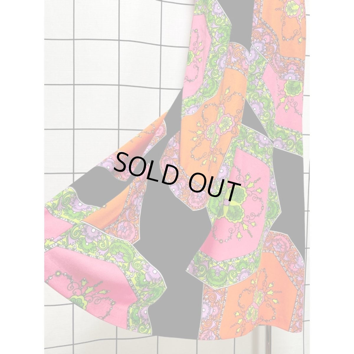 画像13: レトロサイケ 花柄 ロング 半袖  USA古着 ヴィンテージドレス【V7973】 (13)