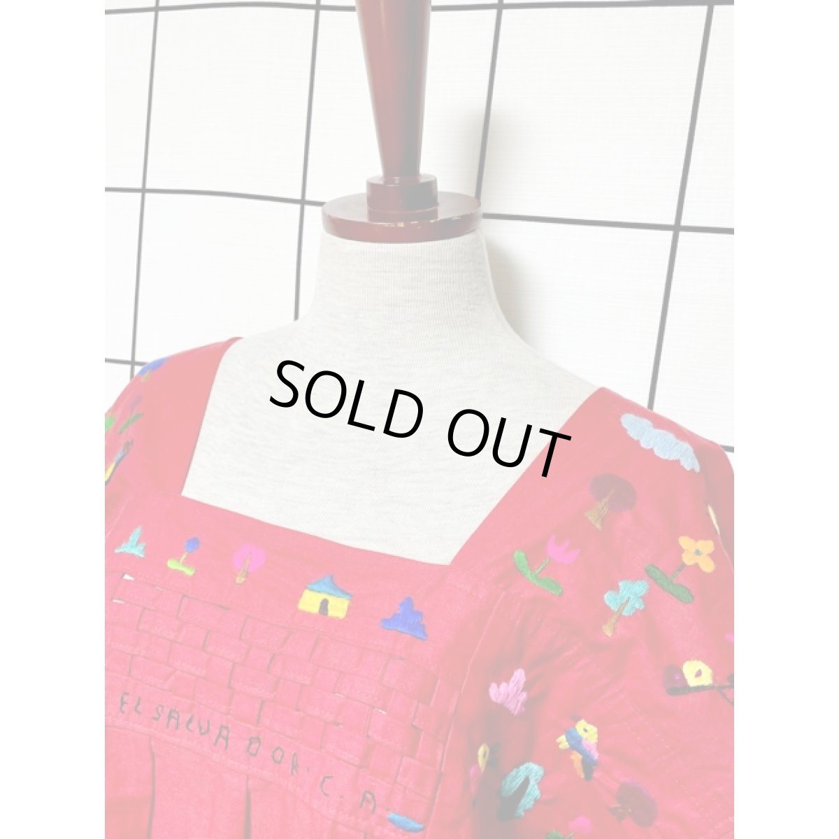 画像8: 可愛らしいマルチ刺繍 レッド 赤 ふんわり 半袖 レトロ USA古着 ヴィンテージ刺繍ドレス (8)