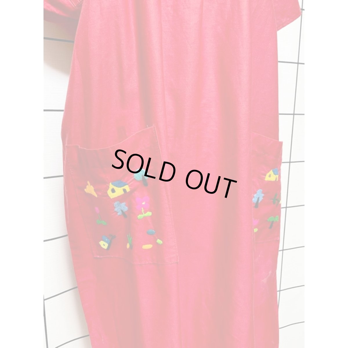 画像12: 可愛らしいマルチ刺繍 レッド 赤 ふんわり 半袖 レトロ USA古着 ヴィンテージ刺繍ドレス (12)