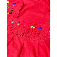 画像16: 可愛らしいマルチ刺繍 レッド 赤 ふんわり 半袖 レトロ USA古着 ヴィンテージ刺繍ドレス【7979】 (16)