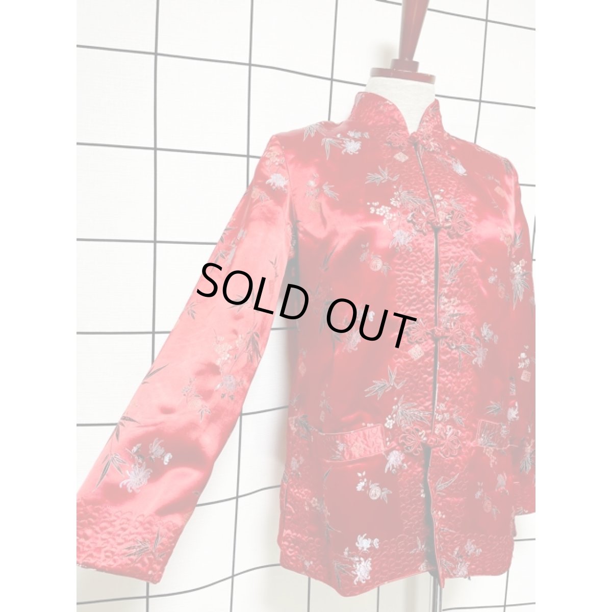 画像4: チャイナボタン 花柄 レッド ポケット付 レトロ レディース 古着 長袖 シャツ ヴィンテージチャイナブラウス (4)