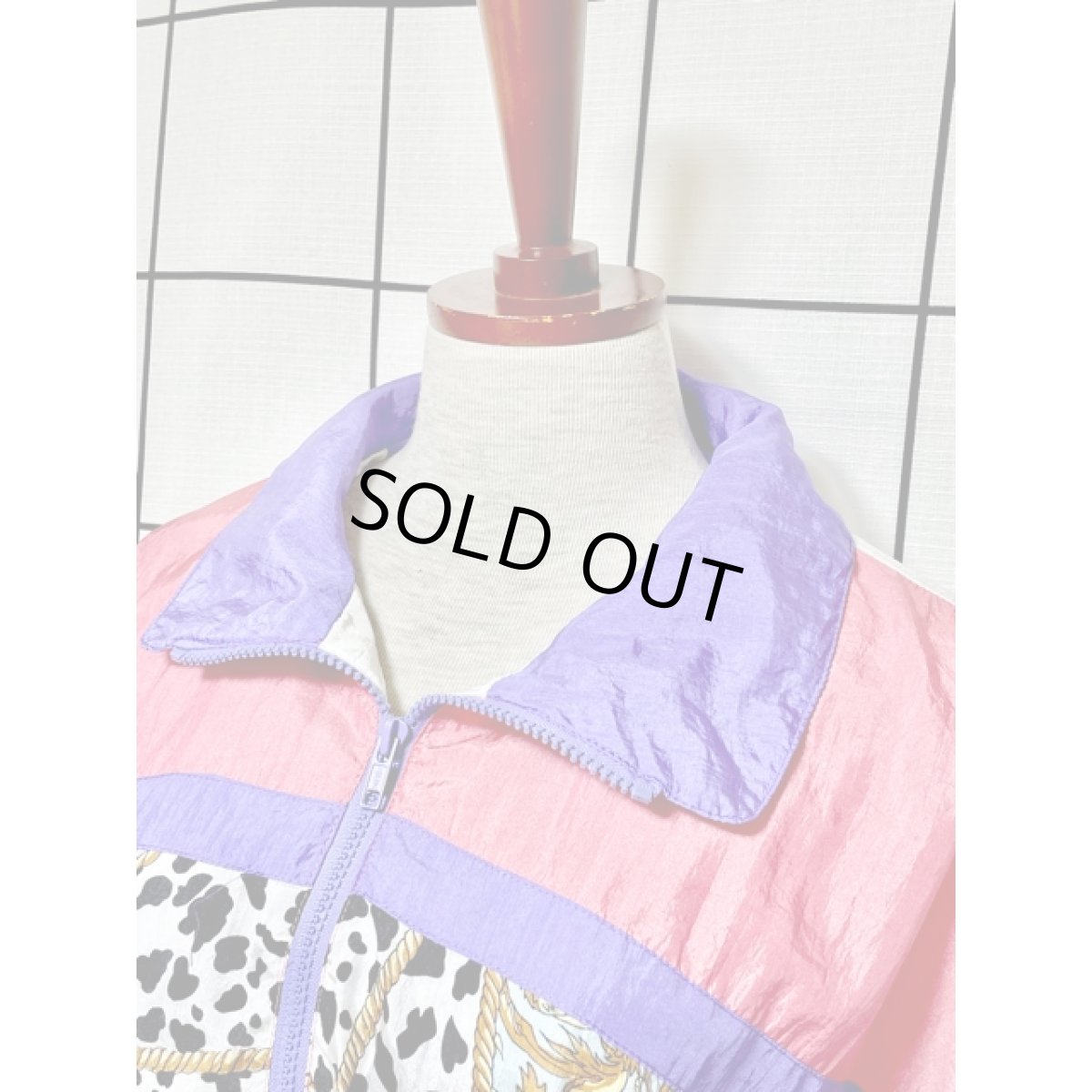 画像7: スカーフ柄 ピンク ホワイト パープル ジップアップ USA古着 ブルゾン ジャンパー ヴィンテージナイロンジャケット (7)