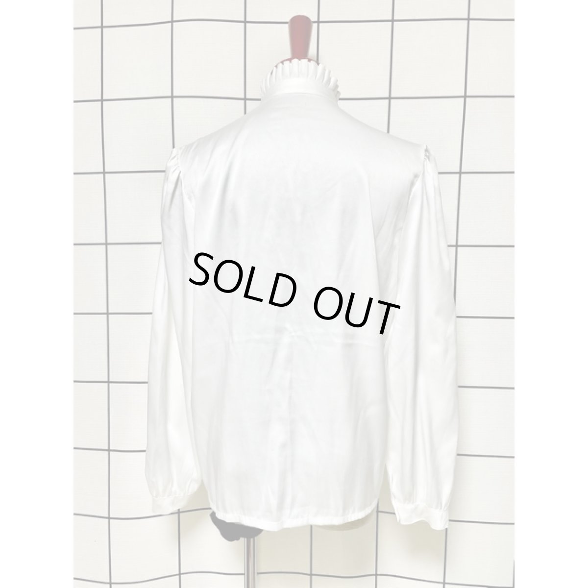 画像5: 贅沢なフロントフリル レース装飾 スタンドカラー ホワイト 昭和レトロ 国産古着 長袖 シャツ ブラウス (5)