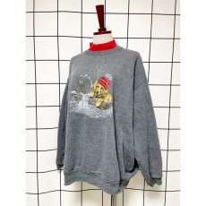 画像2: 犬 鳥 オーバーサイズ グレー レッド レトロ USA古着 ヴィンテージスウェット (2)