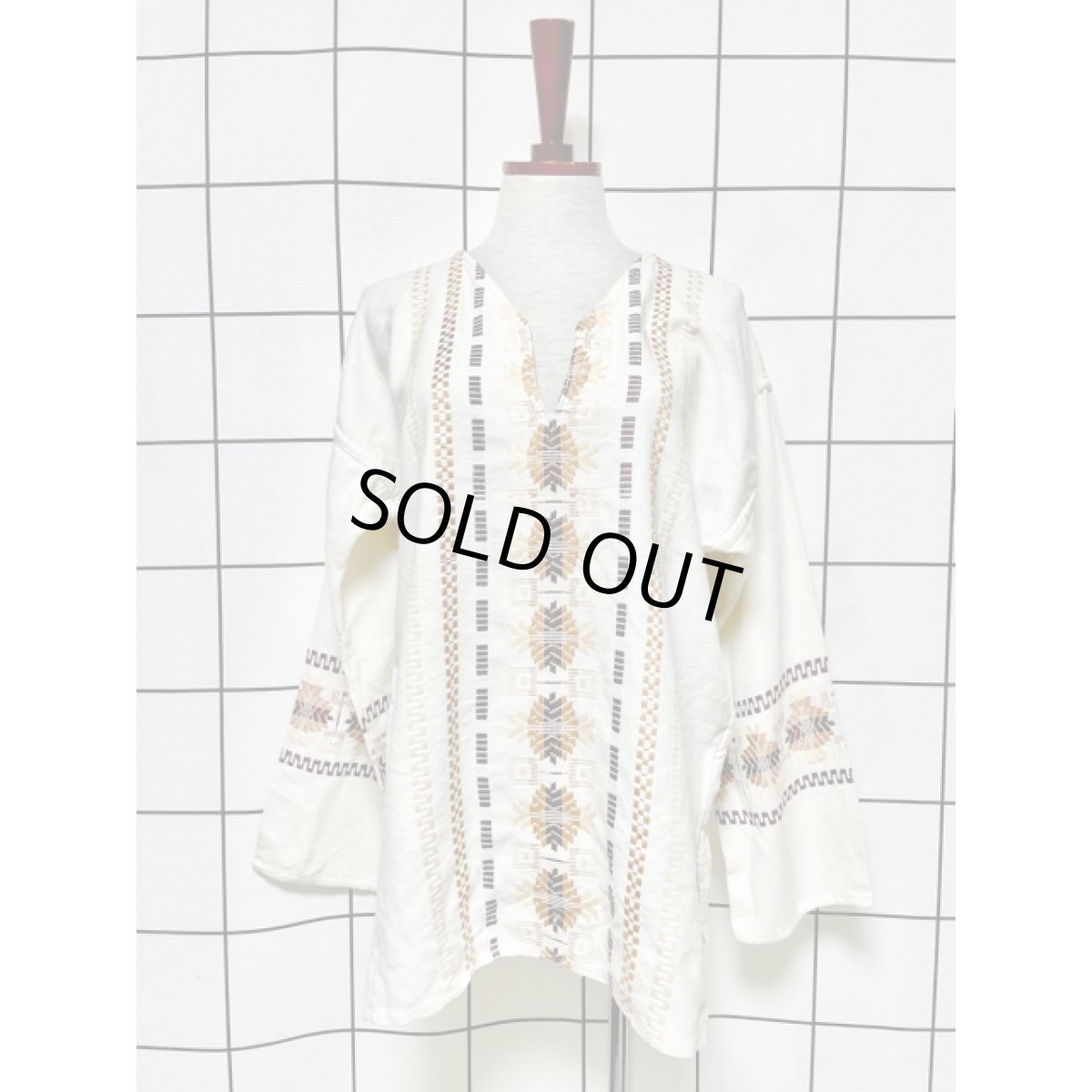 画像2: Guatemala グアテマラ 刺繍 オフホワイト 長袖 フォークロア レトロ USA古着 ヴィンテージ刺繍ブラウス (2)