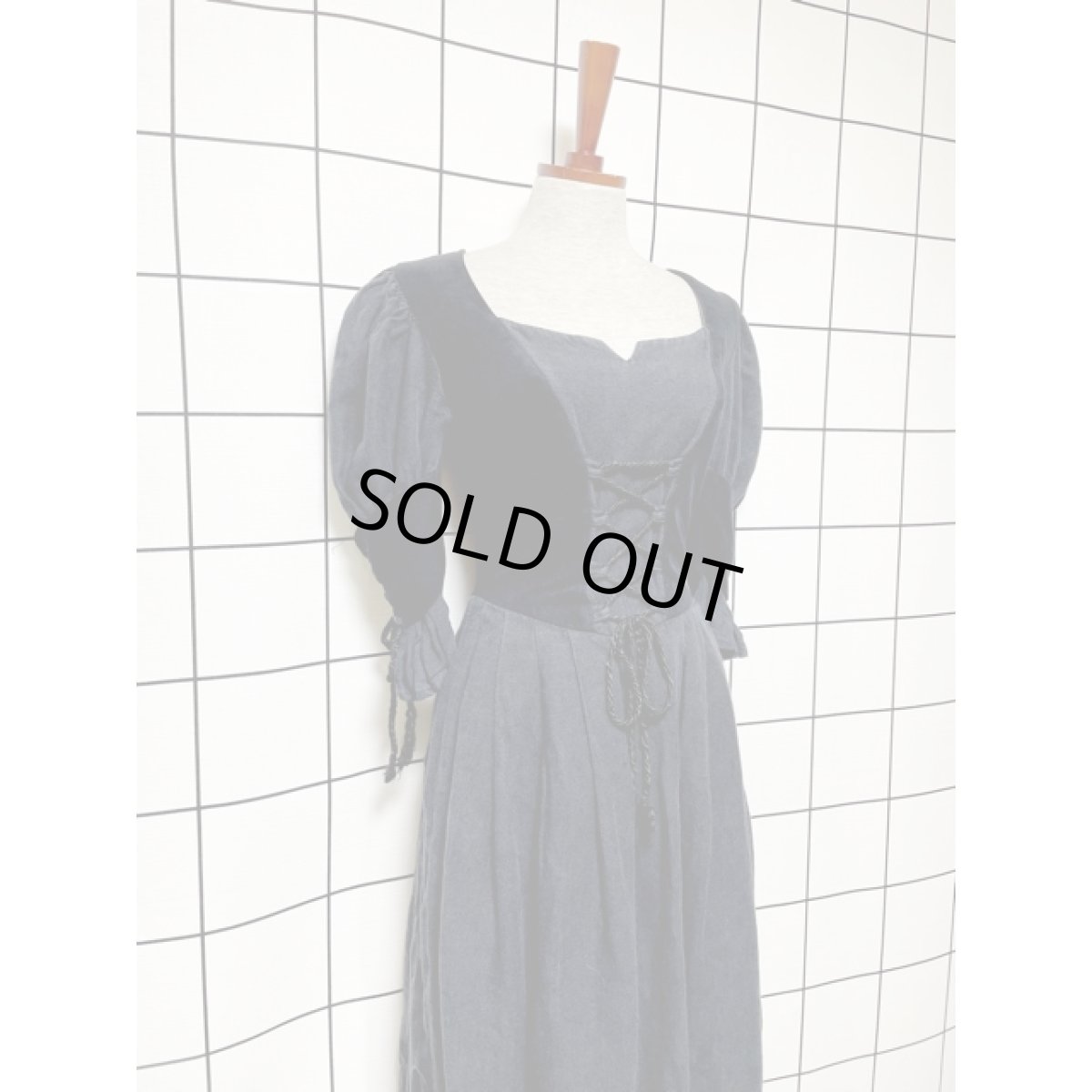 画像7: リネン ブラック リボン 袖あり クラシカル フォークロア ヨーロッパ古着 ディアンドル チロルワンピース ドイツ民族衣装 仮装 舞台 演劇 演奏会 ドレス フォークダンス オクトーバーフェスト【V8030】 (7)