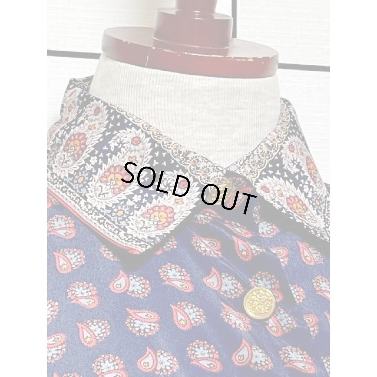 画像9: ペイズリーモチーフ ネイビー プリーツ ウエストゴム 長袖 レトロ USA古着 ヴィンテージワンピース【V8043】 (9)