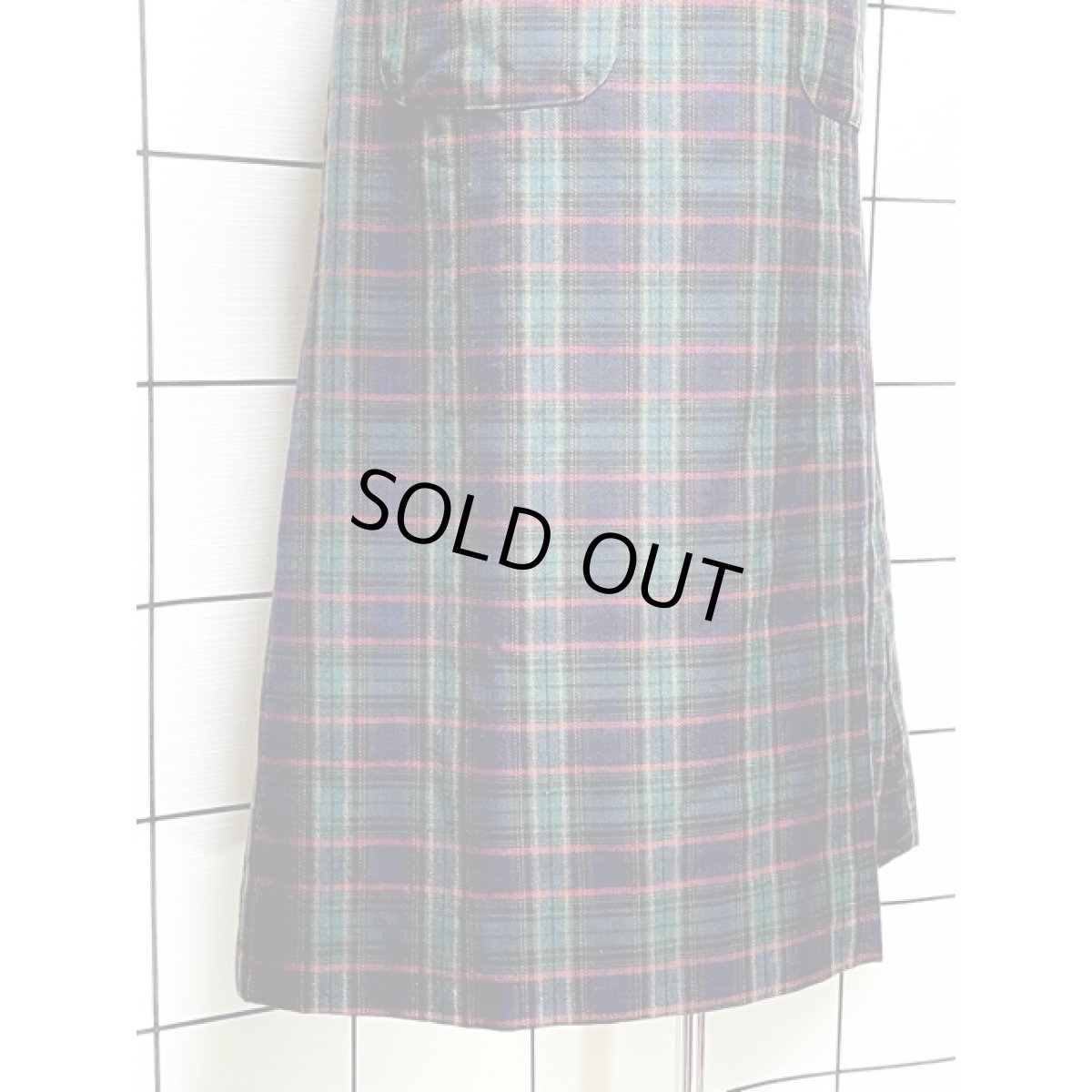 画像10: トラッドコーデにおすすめ チェック柄 Aライン ノースリーブ レトロ USA古着 ヴィンテージジャンパースカート【V8055】 (10)