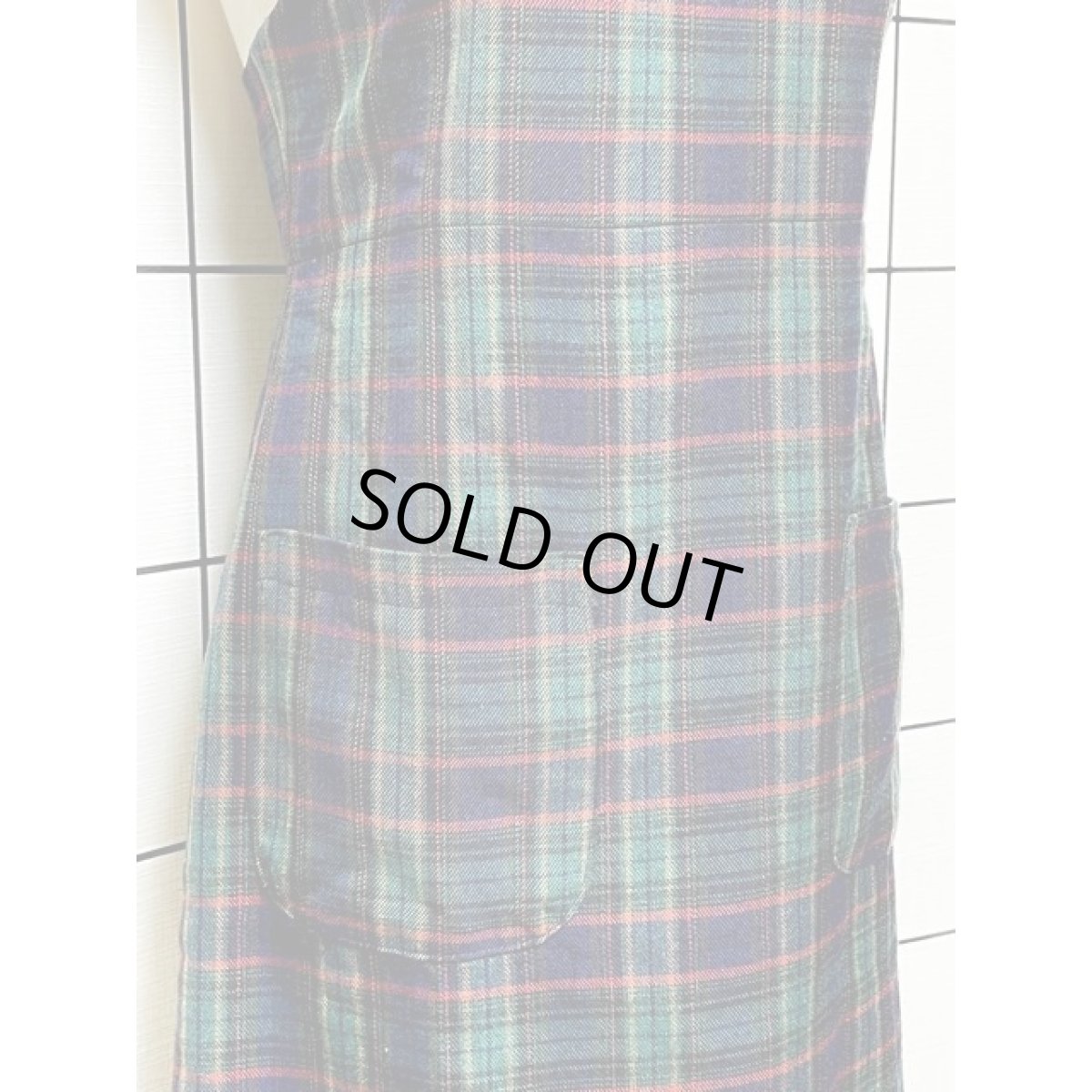 画像9: トラッドコーデにおすすめ チェック柄 Aライン ノースリーブ レトロ USA古着 ヴィンテージジャンパースカート【V8055】 (9)