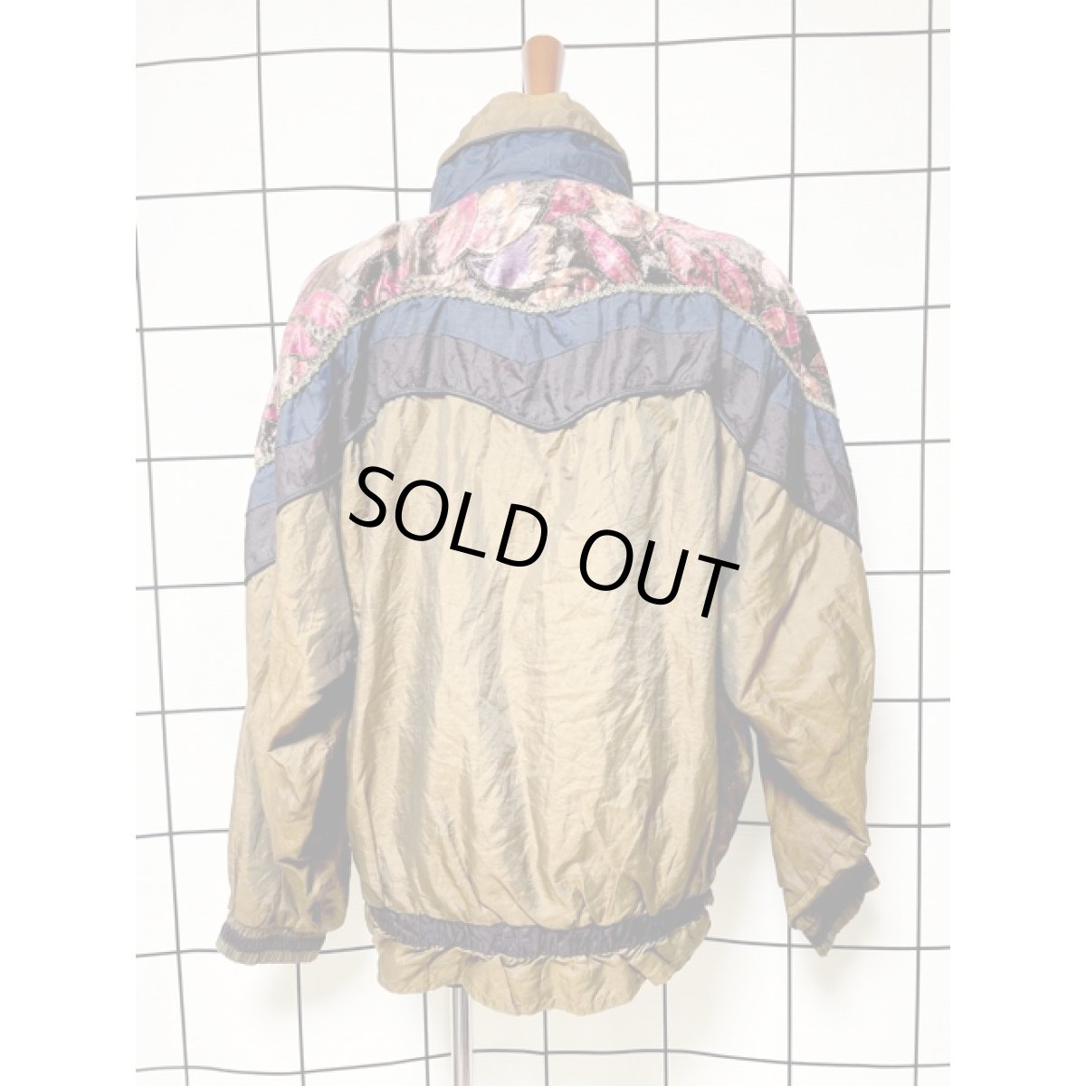 画像5: 落ち着いた配色 ジップアップ USA古着 ブルゾン ジャンパー ヴィンテージナイロンジャケット【V8059】 (5)