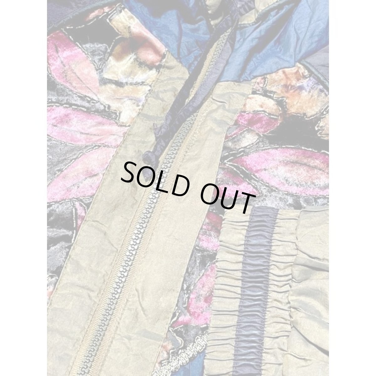 画像10: 落ち着いた配色 ジップアップ USA古着 ブルゾン ジャンパー ヴィンテージナイロンジャケット【V8059】 (10)