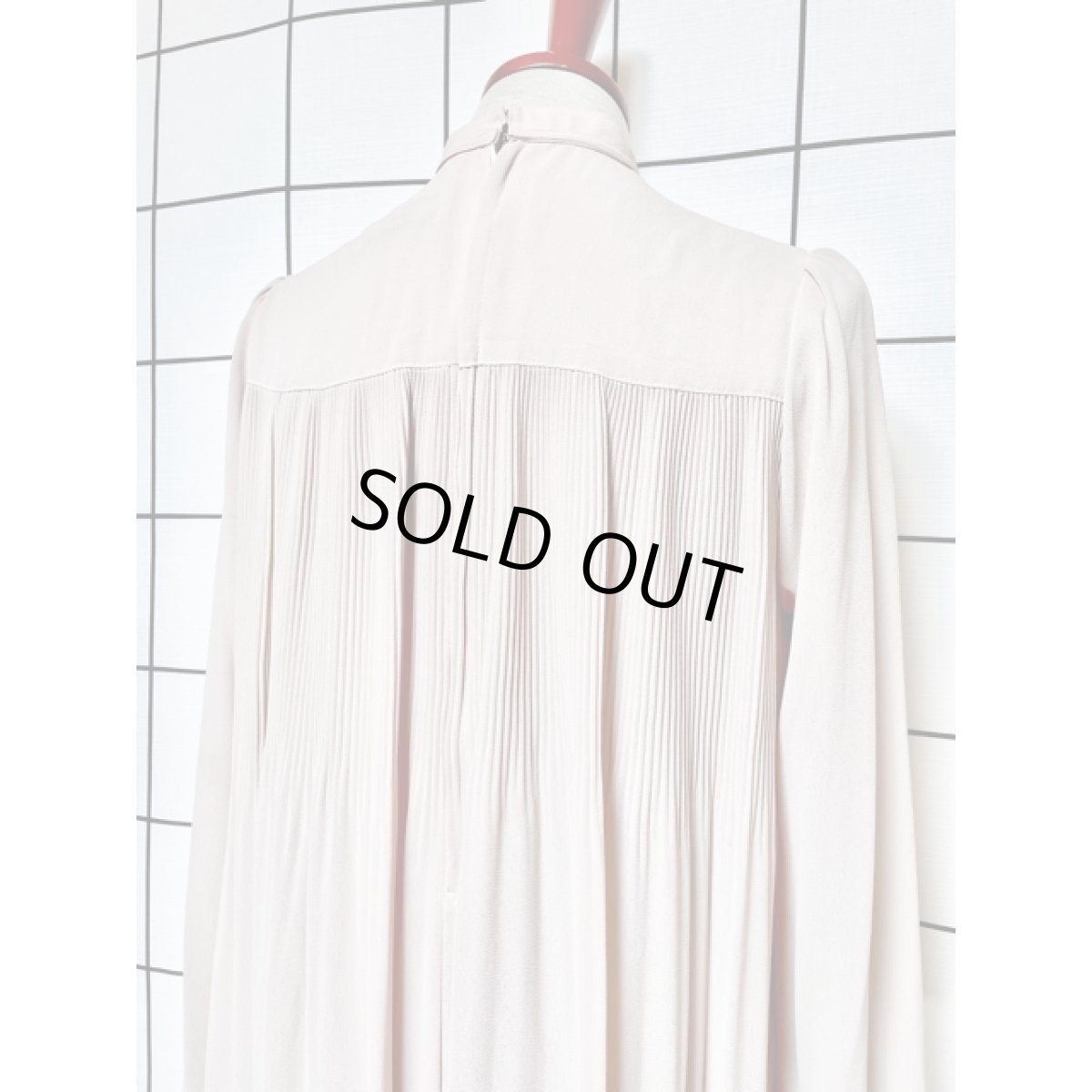 画像6: 首元リボン プリーツ 上品 クラシカル 70年代 昭和レトロ 国産古着 レトロヴィンテージドレス【8086】 (6)