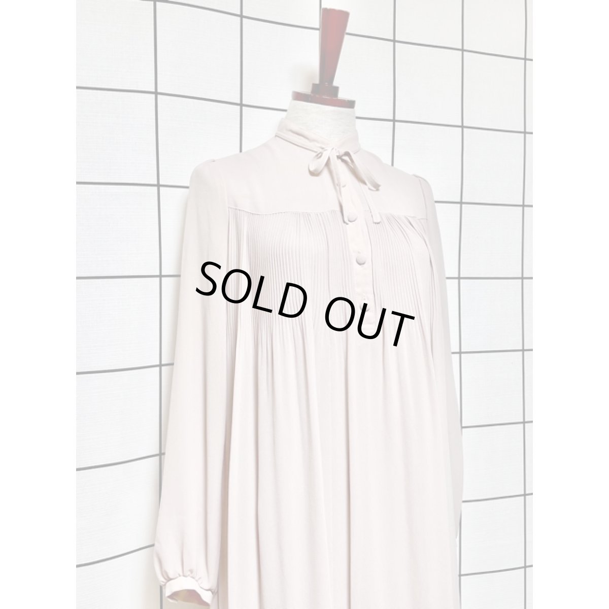 画像7: 首元リボン プリーツ 上品 クラシカル 70年代 昭和レトロ 国産古着 レトロヴィンテージドレス【8086】 (7)