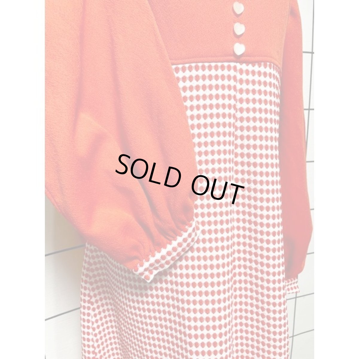 画像9: 70's レトロ ポップ ハート型ボタン バックウエストリボン ロング 長袖 ヨーロッパ古着 ヴィンテージワンピース【V8108】 (9)