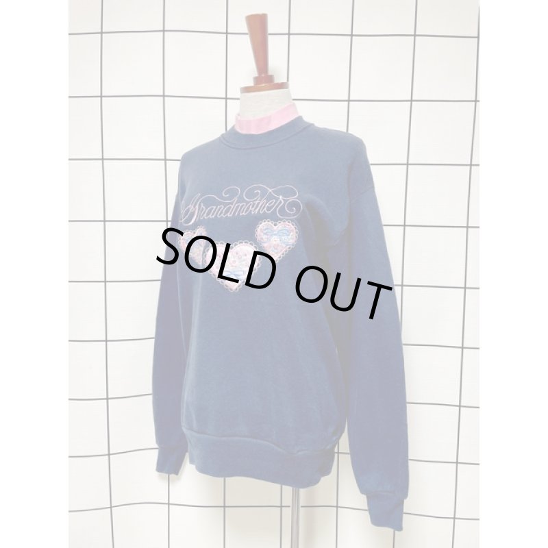 USA製レイヤードネック レトロ雰囲気古着 刺繍デザイン袖太スウェットトレーナー 90s ヴィンテージ レイヤードネック アニマル刺繍 レトロ スウェット