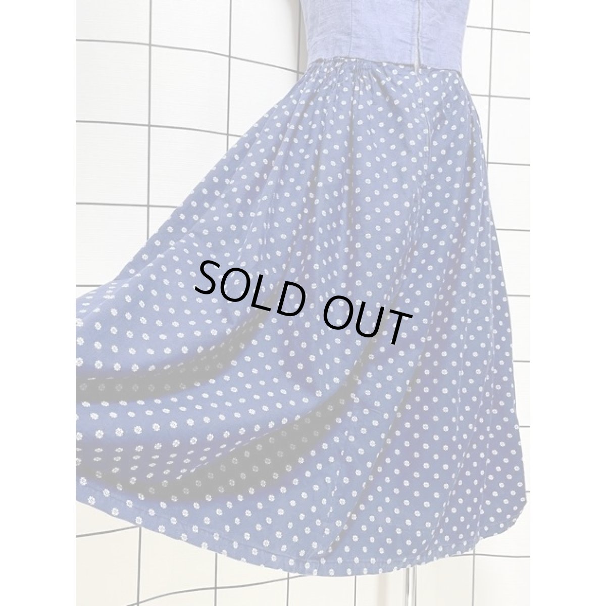 画像11: チロルワンピース 小花柄 フロントジッパー ドイツ民族衣装 オクトーバーフェスト (11)