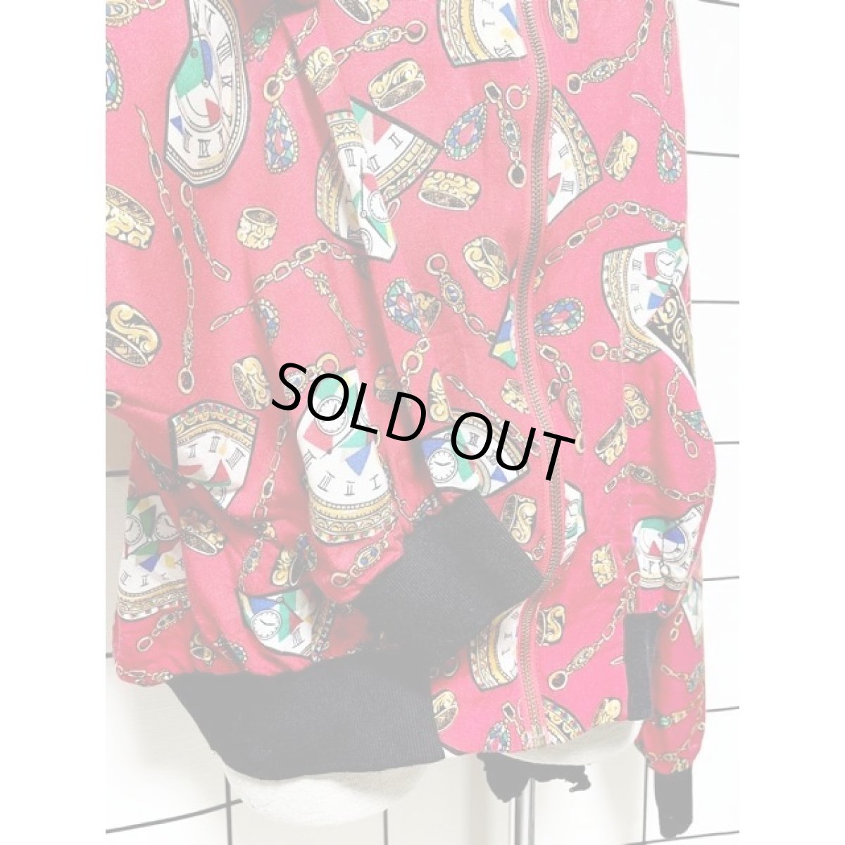 画像8: 時計柄 チェーン レッド ジップアップ USA古着 ブルゾン ジャンパー ヴィンテージアウター (8)