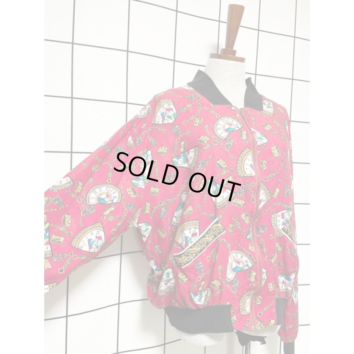 画像4: 時計柄 チェーン レッド ジップアップ USA古着 ブルゾン ジャンパー ヴィンテージアウター (4)