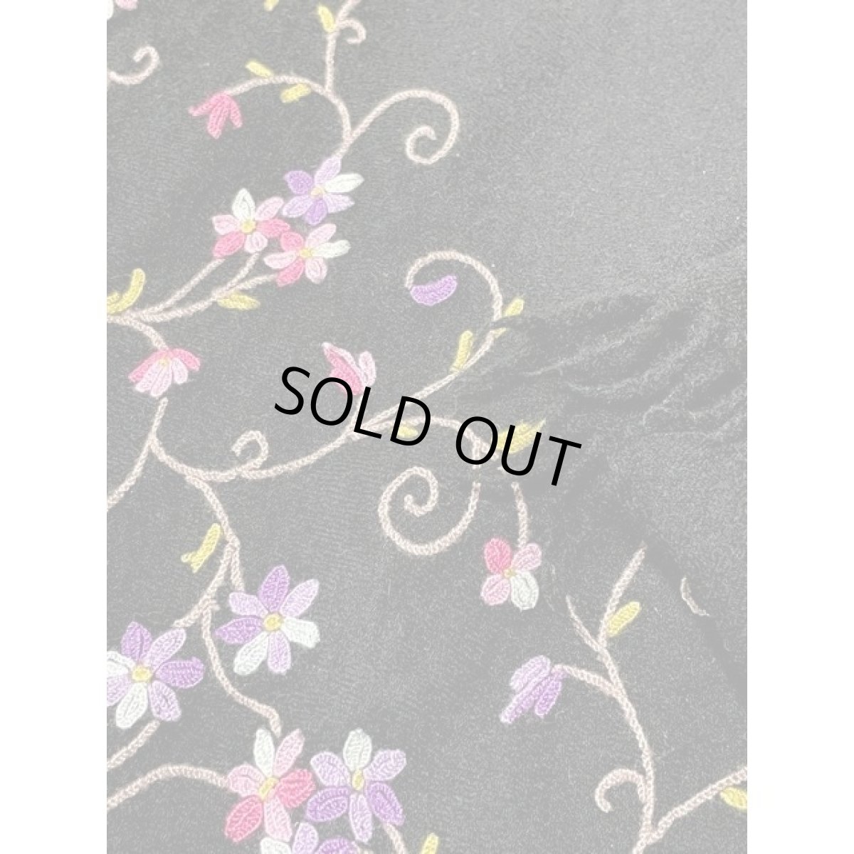 画像9: 刺繍 フリンジ ブラック レトロ ヨーロッパ古着 ヴィンテージポンチョ (9)