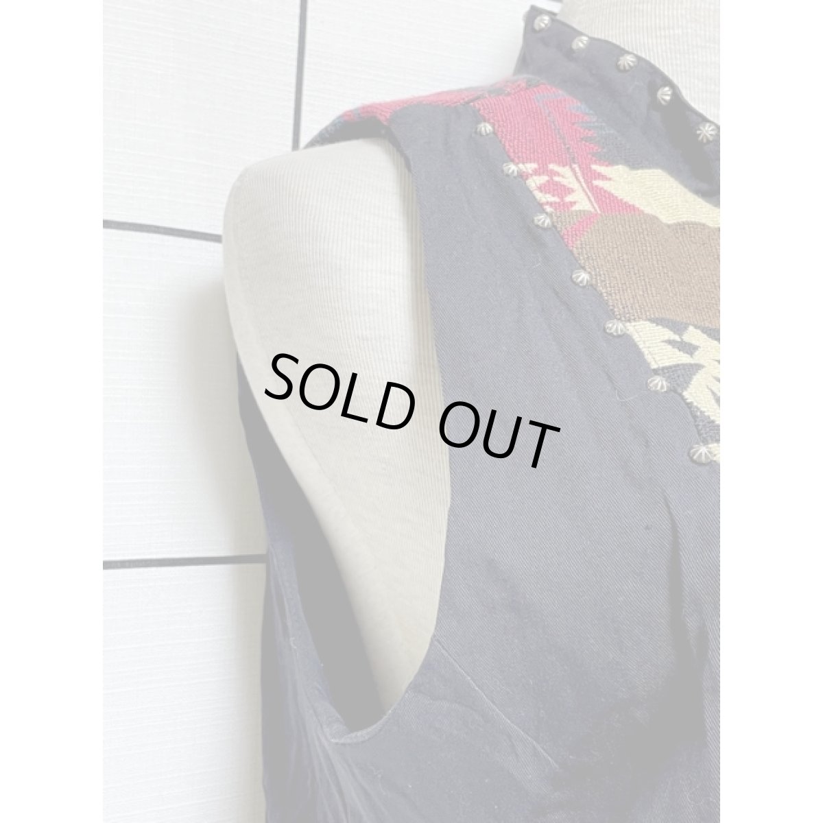 画像4: チマヨ模様 スタッズ ゴブラン フォークロア レトロ USA古着 ベスト (4)