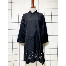 画像1: 昭和レトロ 国産古着 レトロ ワンピース バタフライ ドット 刺繍 長袖 (1)