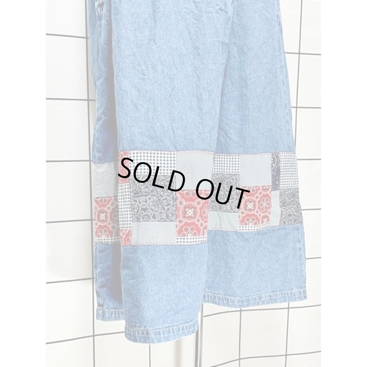 画像11: バンダナ チェック ドットパッチ デニム ノースリーブ レトロ USA古着 ヴィンテージジャンパースカート【V8245】 (11)