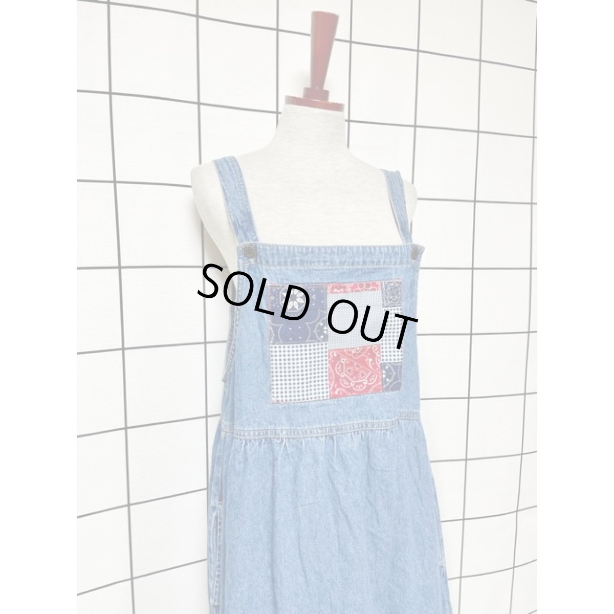 画像7: バンダナ チェック ドットパッチ デニム ノースリーブ レトロ USA古着 ヴィンテージジャンパースカート【V8245】 (7)